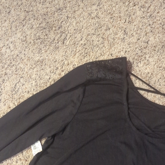 No Boundaries Black Dreamer Long Sleeve {NWT} - Picture 10 of 14